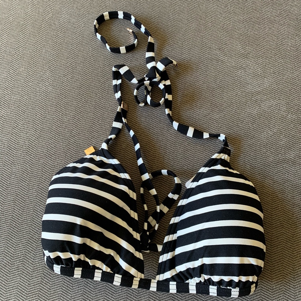 Swimming suit
